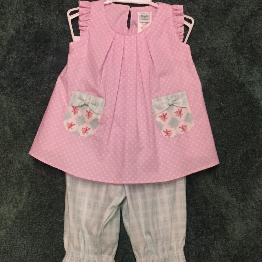 NEW - Girls 2-piece set